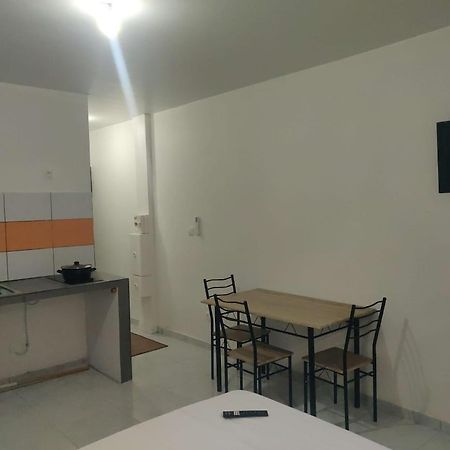 St-Laurent Centre - Baka Lycee Confort T1 Сен-Лоран-дю-Марони Экстерьер фото